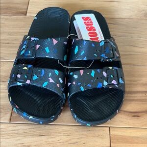 NWT FREEDOM MOSES Black Terrazo Waterproof Sandal US 8-9